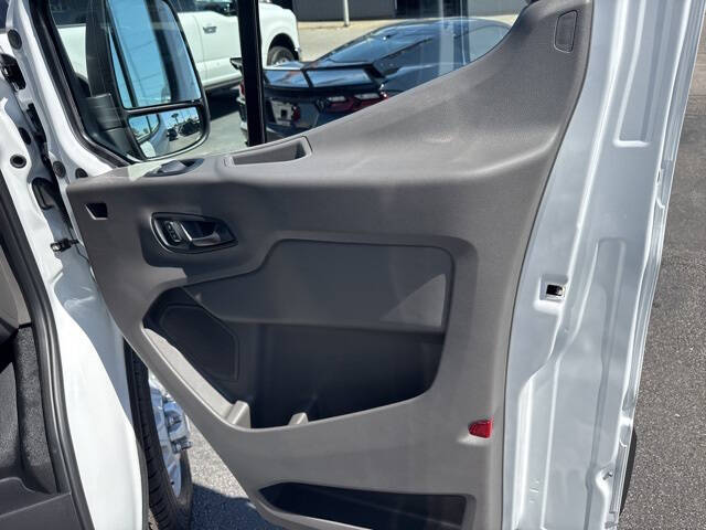 2025 Ford Transit 350 HD