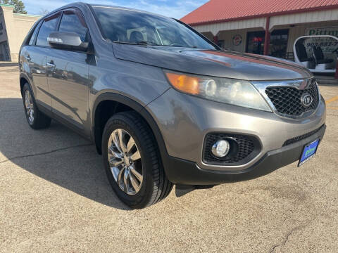 2011 Kia Sorento for sale at PITTMAN MOTOR CO in Lindale TX