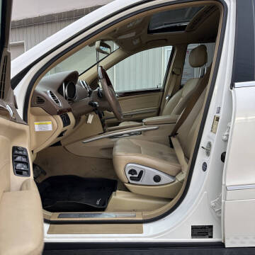 2011 Mercedes-Benz GL-Class GL 350 BlueTEC