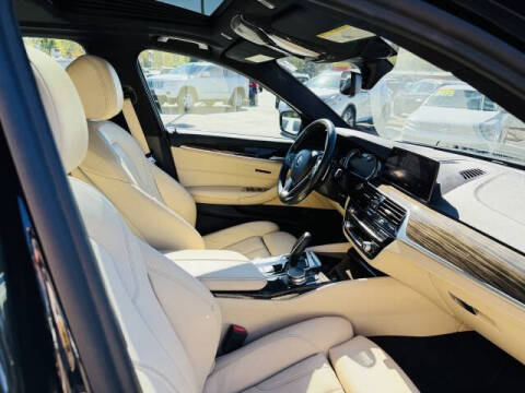 2019 BMW 5 Series 540i