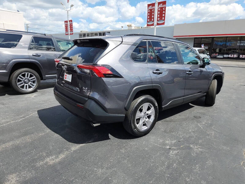 2023 Toyota RAV4 XLE