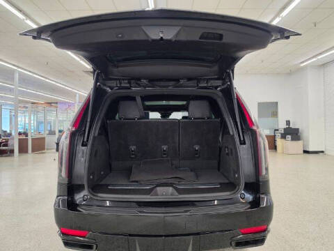 2023 Cadillac Escalade Sport