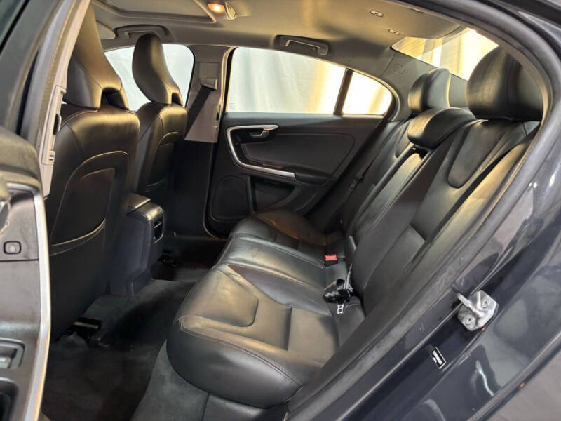 2016 Volvo S60 T5 Drive-E Premier