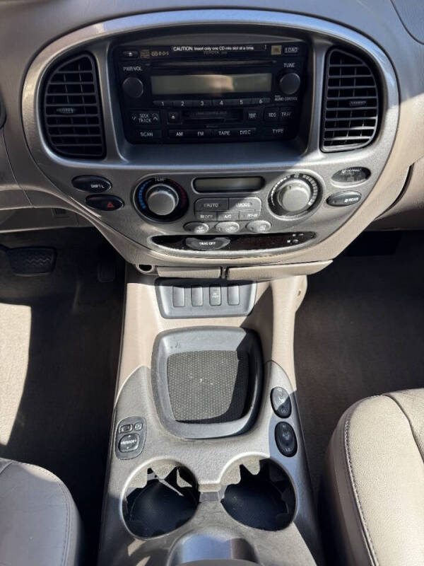 2005 Toyota Sequoia Limited