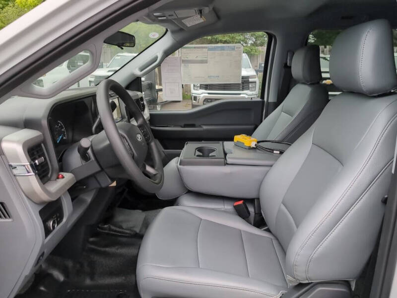 2025 Ford F-350 Super Duty XL