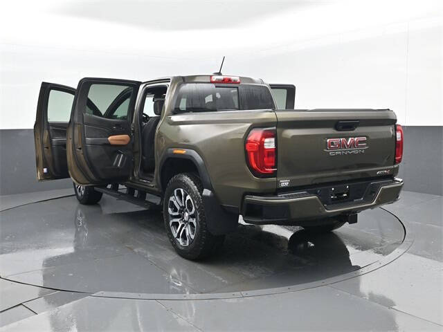 2024 GMC Canyon AT4