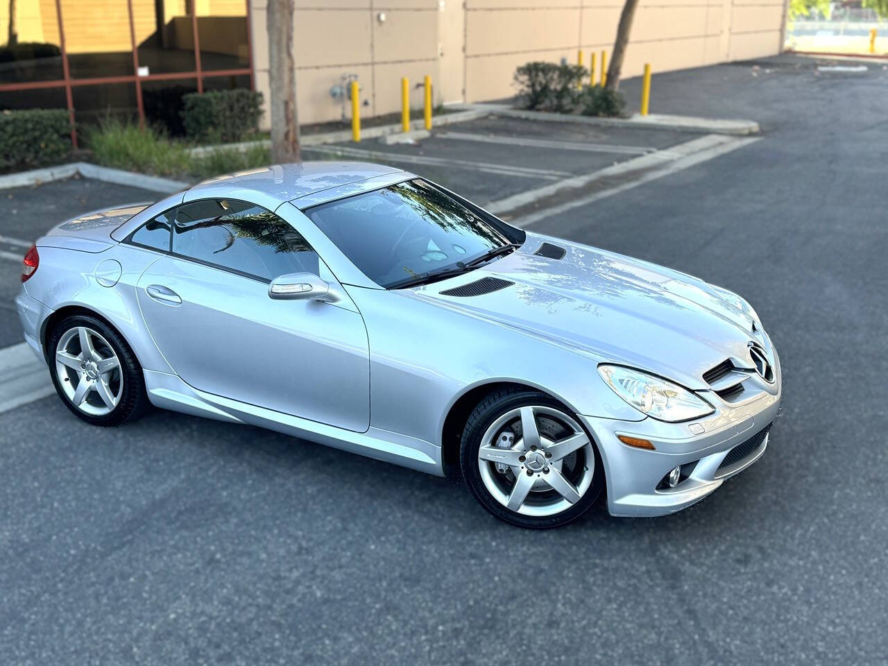 2006 Mercedes-Benz SLK for sale at DE AUTOS INC in San Juan Capistrano, CA