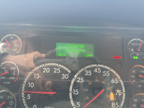 2018 Freightliner M2 106