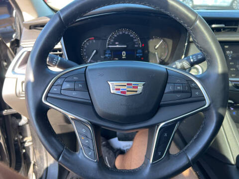 2018 Cadillac XT5 Premium Luxury
