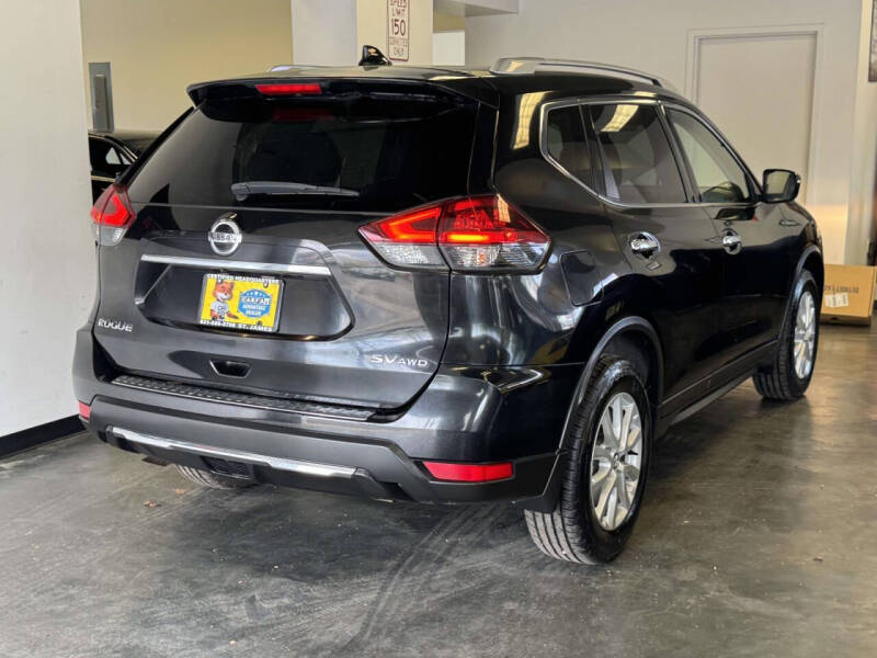 2018 Nissan Rogue