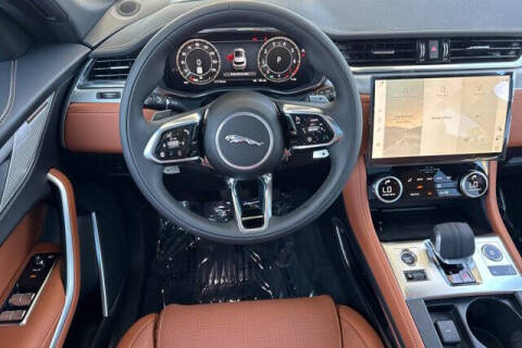 2026 Jaguar F-PACE P250 R-Dynamic S