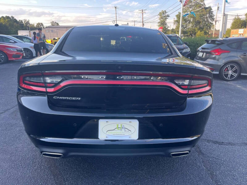2022 Dodge Charger SXT
