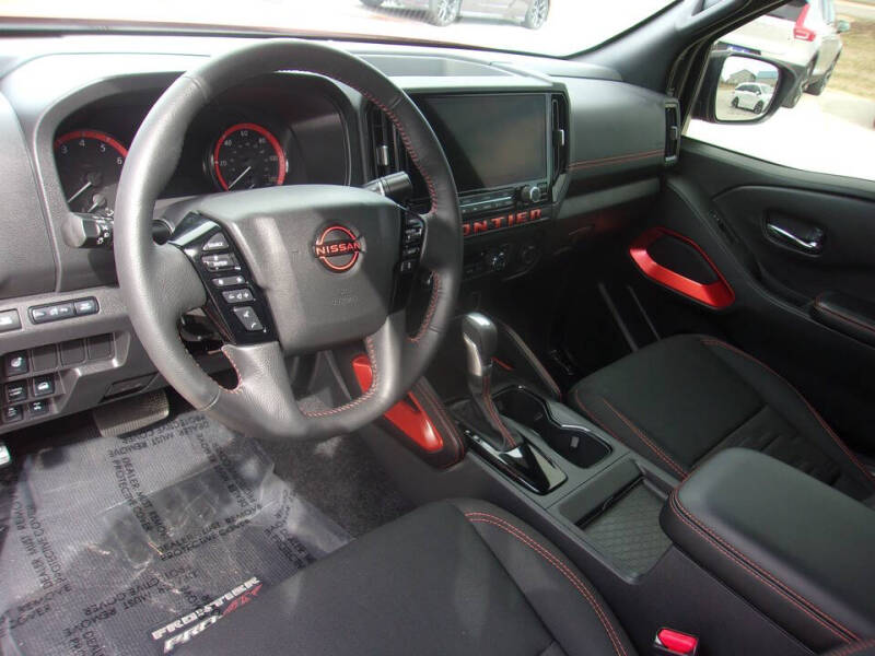 2025 Nissan Frontier PRO-4X
