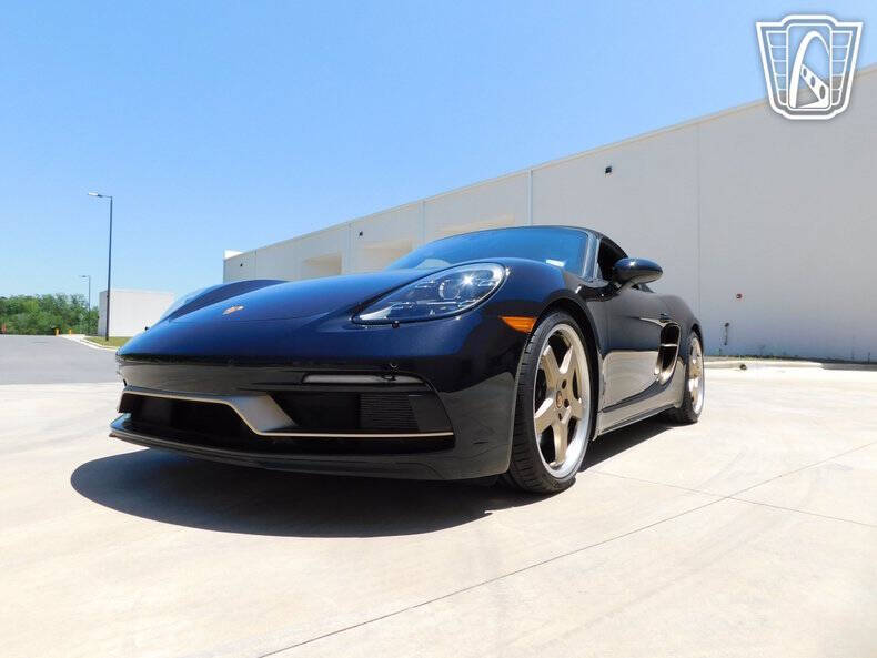 2021 Porsche 718 Boxster