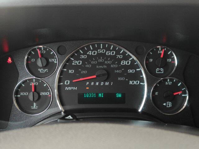 2025 Chevrolet Express LT 3500