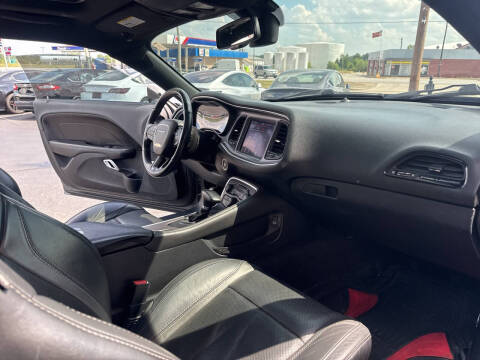 2018 Dodge Challenger SXT Plus