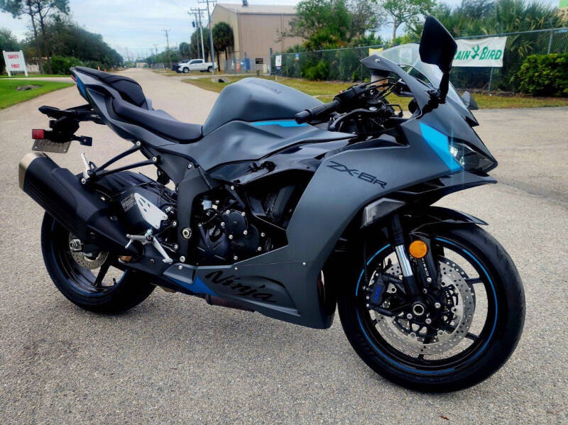2025 Kawasaki Ninja ZX6R ABS