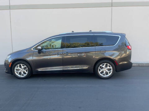 2020 Chrysler Pacifica Limited