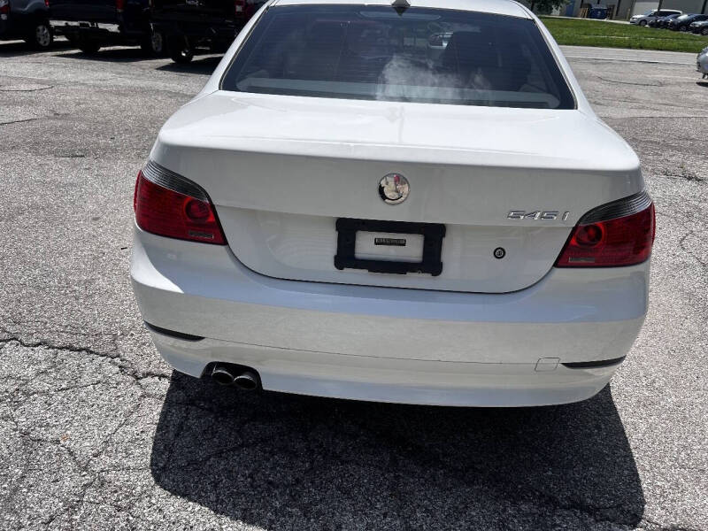 2004 BMW 5 Series 545i