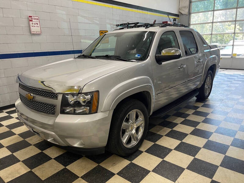 2012 Chevrolet Avalanche LTZ