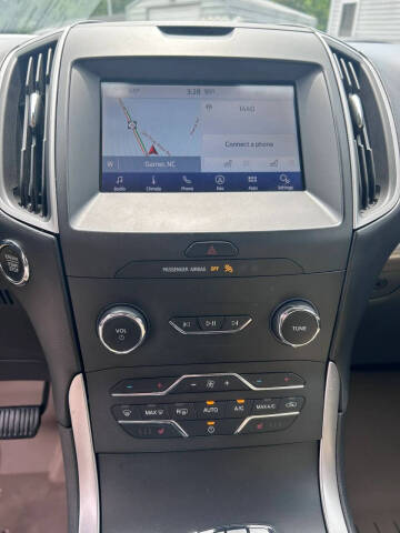2020 Ford Edge