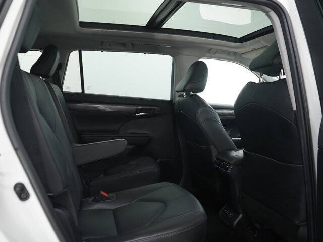 2020 Toyota Highlander Platinum