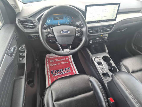 2023 Ford Escape Platinum