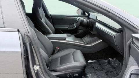 2022 Tesla Model S Plaid