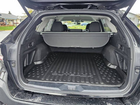 2023 Subaru Outback Premium