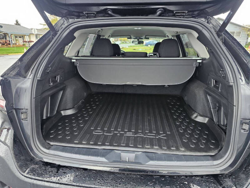 2023 Subaru Outback Premium