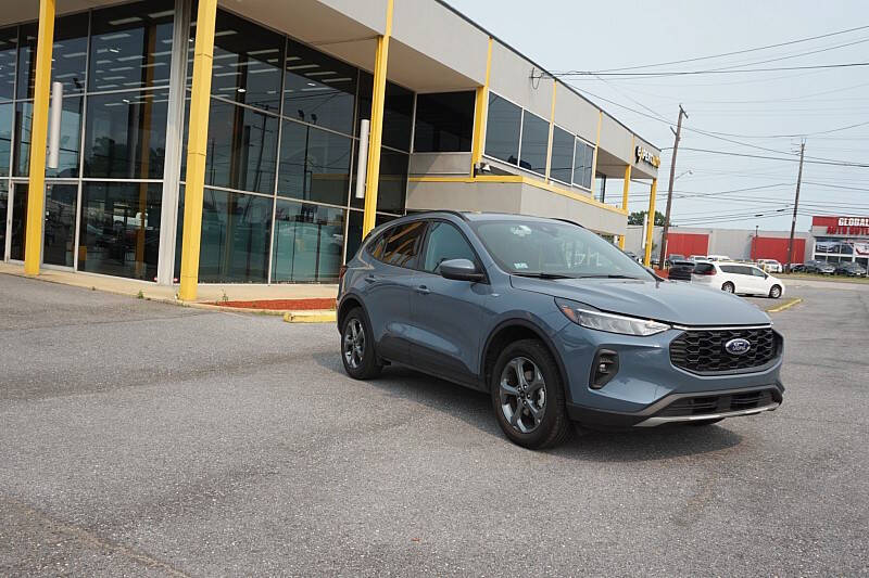 2025 Ford Escape ST-Line Select