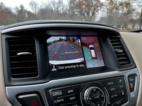 2018 Nissan Pathfinder SL