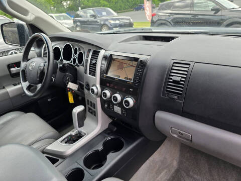 2008 Toyota Sequoia Platinum