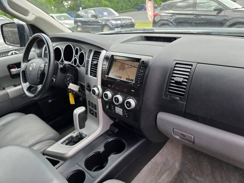 2008 Toyota Sequoia Platinum