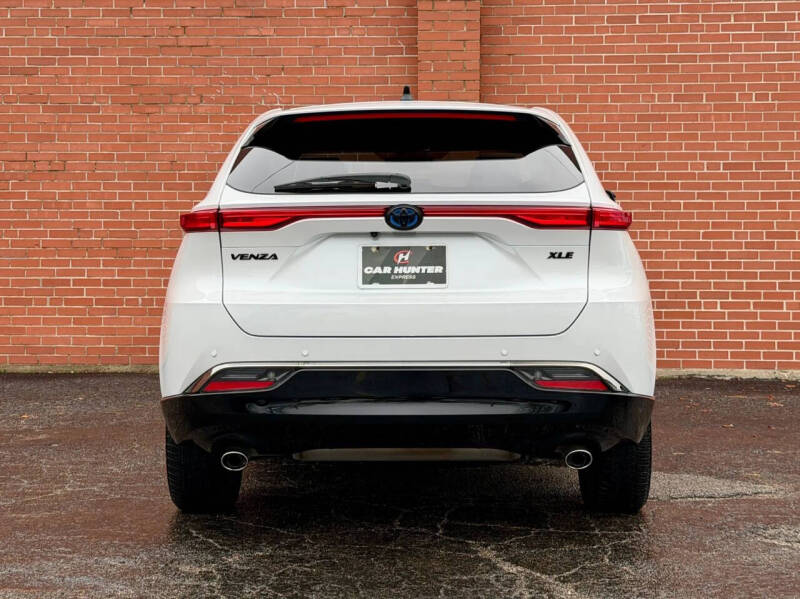 2024 Toyota Venza Nightshade Edition