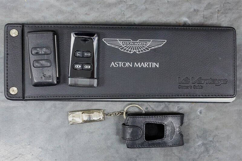 2011 Aston Martin V12 Vantage