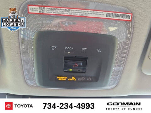2025 Toyota Prius XLE
