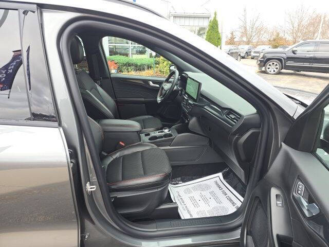 2026 Ford Escape ST-Line Select