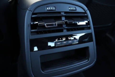 2022 Maserati Quattroporte Modena