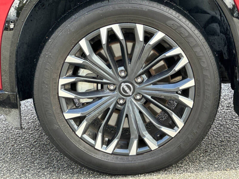 2025 Nissan Rogue Platinum