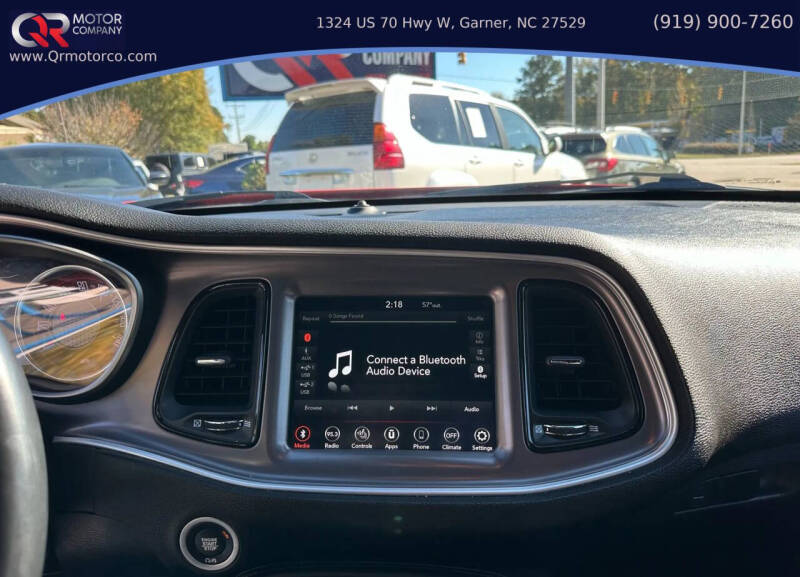 2019 Dodge Challenger SXT