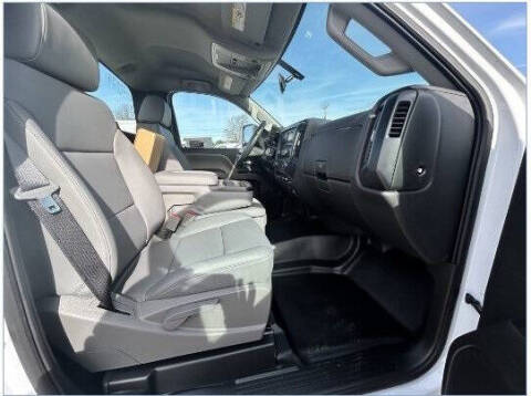 2024 Chevrolet Silverado 5500HD