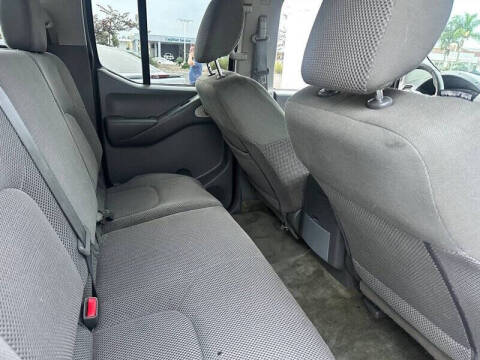 2017 Nissan Frontier SV