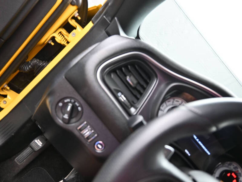 2017 Dodge Challenger R/T Plus