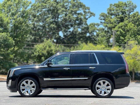 2017 Cadillac Escalade Luxury
