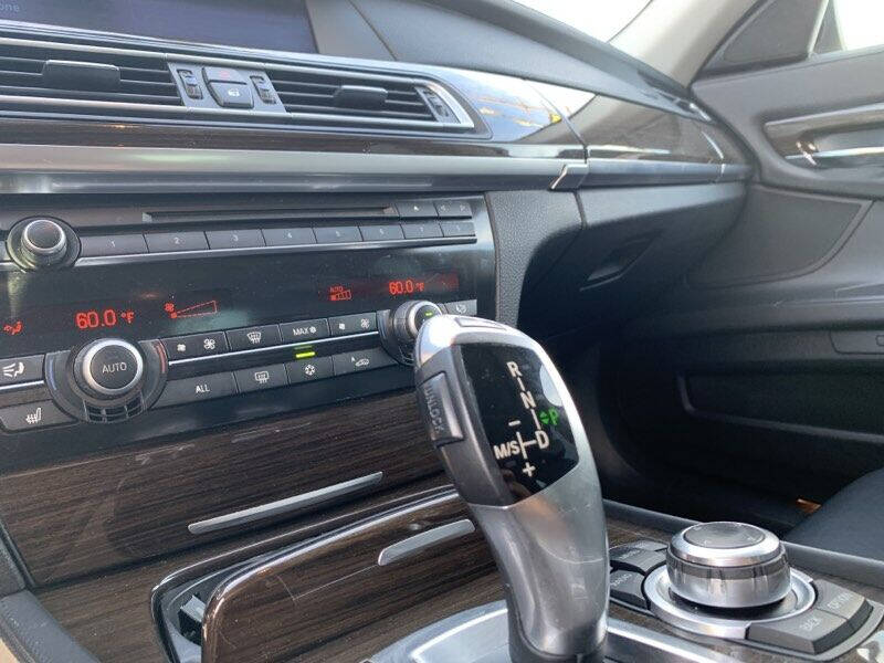 2011 BMW 7 Series 750Li