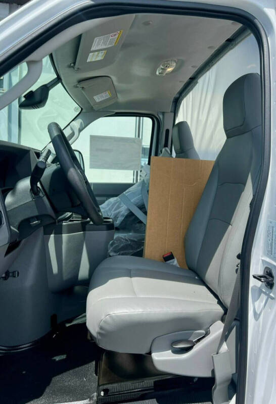 2024 Ford E-Series