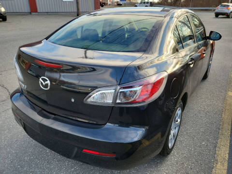 2013 Mazda MAZDA3 i SV