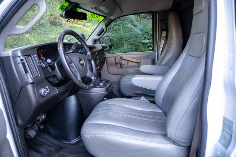 2020 Chevrolet Express 2500