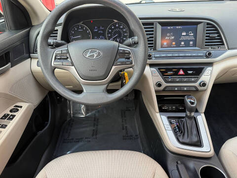 2018 Hyundai Elantra